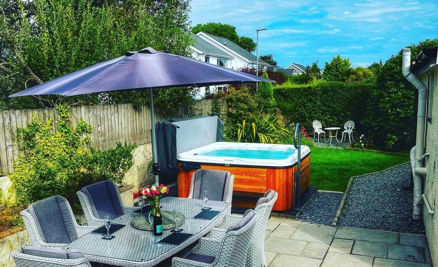 Erwenni, Llanbedrog, Abersoch Near Beach And Pub With Hot Tub Exteriör bild